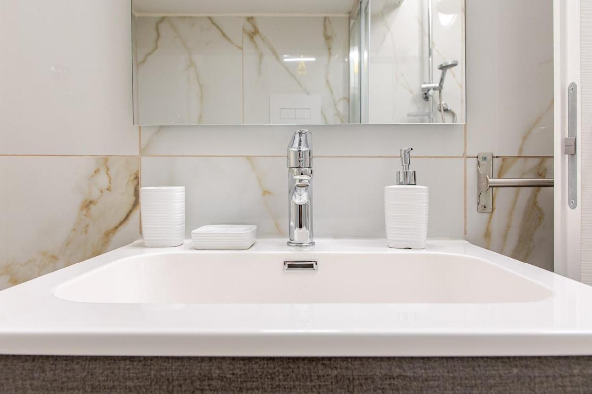 Stella Del Sud Apartment ปาแลร์โม ภายนอก รูปภาพ